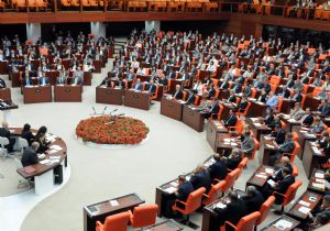  TEZKERE, GENSORU VE SEÇİM HAFTASI